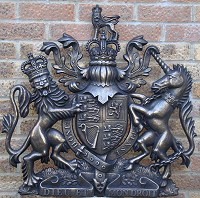 30in royal cold-cast bronze. GRP British royal coat of arms 30in/76cm high cold-cast resin/bronze finish.
