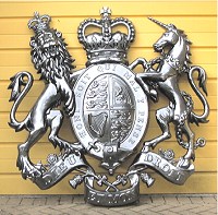5ft royal chrome effect. GRP British royal coat of arms, style 2, 60in/152cm, chrome effect.